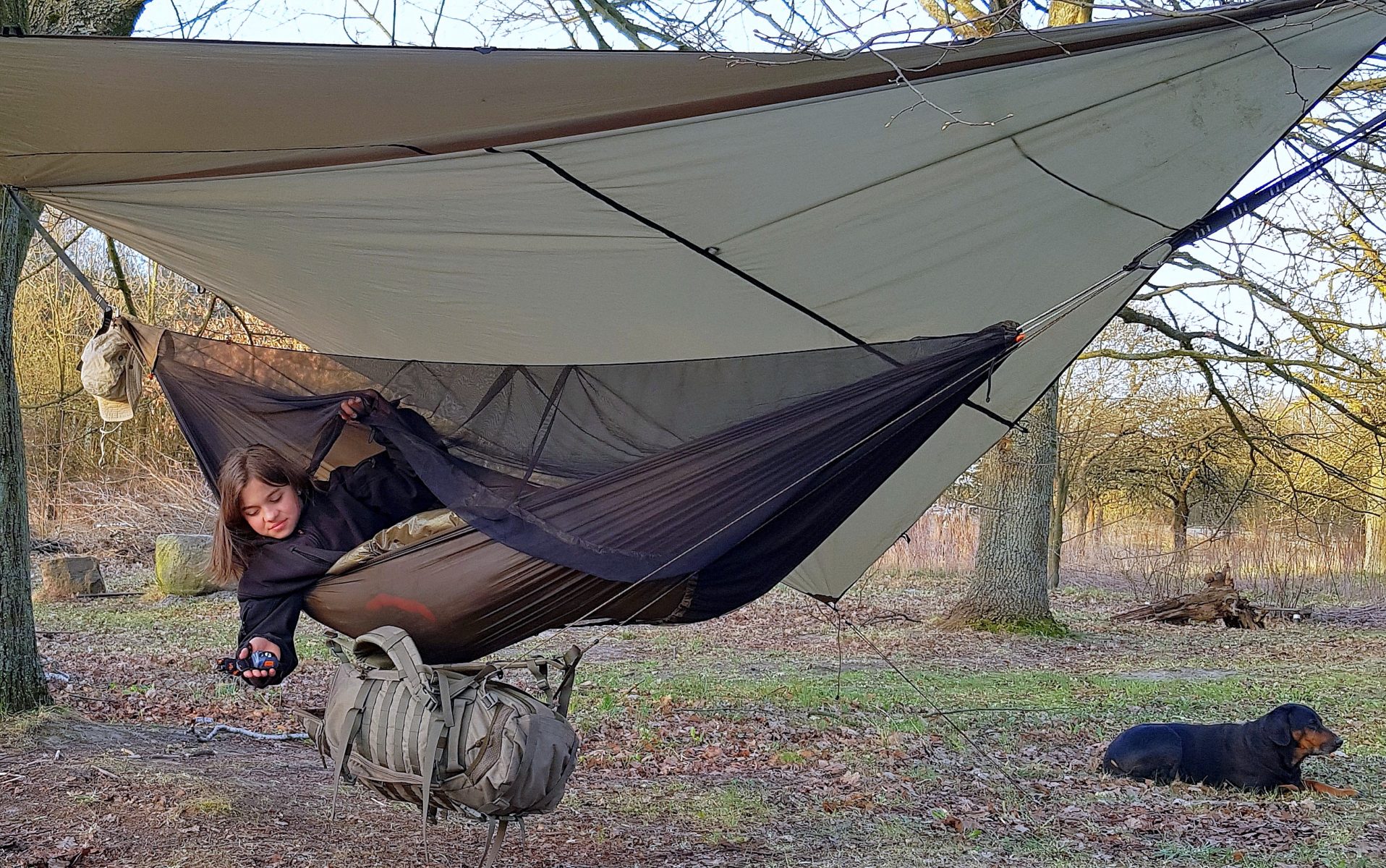 BUSHMEN travel gear ブッシュメン 蚊帳付き 屋外用 ハンモック セット 軽量 120g VAGABOND Hammockset (合計500g) 樹木設置用 ツリーハガー カラビナ 2個付 蚊帳 240g パラシュート トラベルギア ブッシュマン テント オールシーズン 夏 冬自然派 キャンプ アウトドア通販格安セール情報 楽天 通販