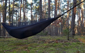 BUSHMEN travel gear ブッシュメン 蚊帳付き 屋外用 ハンモック セット 軽量 120g VAGABOND Hammockset (合計500g) 樹木設置用 ツリーハガー カラビナ 2個付 蚊帳 240g パラシュート トラベルギア ブッシュマン テント オールシーズン 夏 冬自然派 キャンプ アウトドア通販格安セール情報 楽天 通販