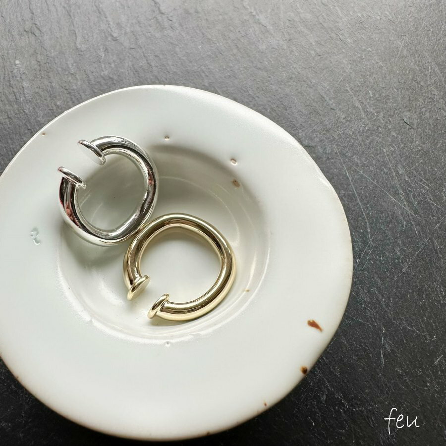 イヤーカフ 大ぶり 華奢 軽い 軽量 プチプラ アクセサリー ジュエリー おしゃれ 女性 プレゼント ギフト イヤリング レディース メンズ 大人 カジュアル ...