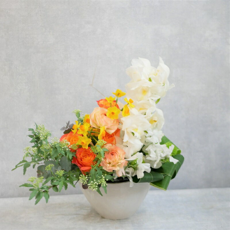 乐天商城 - フラワー アレンジメント 花 かわいい 誕生日 お祝 開店祝い プレゼント シンビジューム バラ　送料無料 札無料 メッセージカード無料 【花匠美ブランド】