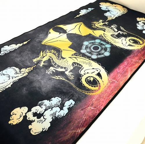 バラエティ雑貨ハッピーパッチの在庫処分 ビルドマット ドラゴン 龍 DTA-033 撥水 防水 翼の生えた龍 ベイプ vape ビルドツール デスクマット ビルドシート 宅配便のみ｜アングル2