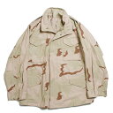 製品仕様 商品名 アメリカ軍 / M-65 3Color Desert (DEAD STOCK) サイズ／寸法 LARGE/LONG：着丈84cm 肩幅52cm 身幅63cm 袖丈68cm ※掲載寸法は平均的な規格サイズになり、個々で多少の誤差がございます。こちらのサイズ表は目安としてお考え下さい。 素材／材質 OUTERSHELL：50%COTTON 50％NYLON LINING：NYLON COTTON BLEND アイテム一覧 MILITARY ご注意事項 モニターの発色の具合によって実際のものと色が異なる場合がございます。ご了承ください。 商品説明 朝鮮戦争で使用されたM-51ジャケットの後継モデルとして、1965年に米軍に制式採用されたM-65フィールドジャケットです。 スタンドカラー、襟と袖口のマジックテープ、裏地による二重構造など防寒性が強化された作り。 襟のジッパーを開けると、内臓式フードが装備されています。 このM-65フィールドジャケットは戦闘服としてだけではなく、ファッションアイテムとしても注目され、タレントや海外の映画スターが着用しています。 多くのファッションブランドではこれを元にしたジャケットが製品化され、今でもその人気ぶりは衰えを見せていません。 米軍が開発した数多くのミリタリーアイテムの中にあっても最高傑作の一つとして名前があがる、ミリタリージャケット永遠の定番になります。 ※デッドストックアイテムのため、保管時の些細な汚れ、織りキズ、糸の飛び出しやホツレ等が見られる場合がございます。 ※生地の裁断位置によって柄の出方が異なります。予めご了承頂きますようお願い致します。アメリカ軍 / M-65 3Color Desert (DEAD STOCK) 商品説明 朝鮮戦争で使用されたM-51ジャケットの後継モデルとして、1965年に米軍に制式採用されたM-65フィールドジャケットです。 スタンドカラー、襟と袖口のマジックテープ、裏地による二重構造など防寒性が強化された作り。 襟のジッパーを開けると、内臓式フードが装備されています。 このM-65フィールドジャケットは戦闘服としてだけではなく、ファッションアイテムとしても注目され、タレントや海外の映画スターが着用しています。 多くのファッションブランドではこれを元にしたジャケットが製品化され、今でもその人気ぶりは衰えを見せていません。 米軍が開発した数多くのミリタリーアイテムの中にあっても最高傑作の一つとして名前があがる、ミリタリージャケット永遠の定番になります。 ※デッドストックアイテムのため、保管時の些細な汚れ、織りキズ、糸の飛び出しやホツレ等が見られる場合がございます。 ※生地の裁断位置によって柄の出方が異なります。予めご了承頂きますようお願い致します。 素材 OUTERSHELL：50%COTTON 50％NYLON LINING：NYLON COTTON BLEND アイテム一覧 MILITARY サイズ 着丈 肩幅 身幅 袖丈 LARGE/LONG 84cm 52cm 63cm 68cm ※こちらの数値はあくまで目安となりますので、実際の商品とでは多少の誤差が生じる場合があります。