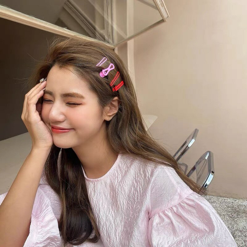 ヘアクリップ ヘアピン【4点セット】ヘアアクセサリー　髪留め ヘアアレンジ シンプル パッチンどめ 子供 女の子 花 パッチン留め ミニ 小さい プチプラ　ミニ パッチン ピン　ヘアアクセ キッズ　お呼ばれ　前髪留め　髪飾り シンプル　キュート　大人