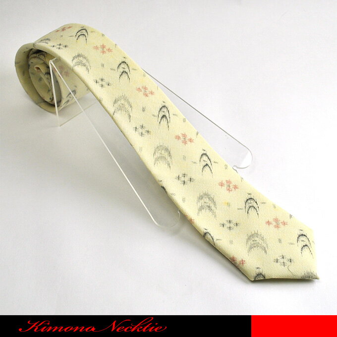 琉球文様を織り込んだ粋なデザインネクタイです。☆着物ネクタイ/和柄ネクタイ/着物地ネクタイ/ウールネクタイ/琉球文様/日本土産/