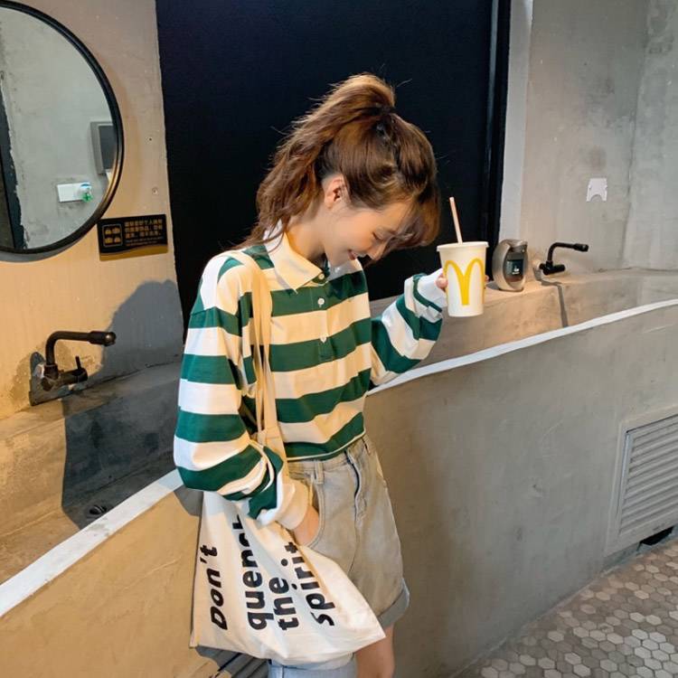 送料無料 Tシャツ ボーダー柄 長袖Tシャツ 襟付き ポロシャツ ヘソだし へそ出し レディース ボーダーロンt ショート丈 ショートTシャツ 長袖 ゆったり 切りっぱなし 格好いい オシャレ 春 春