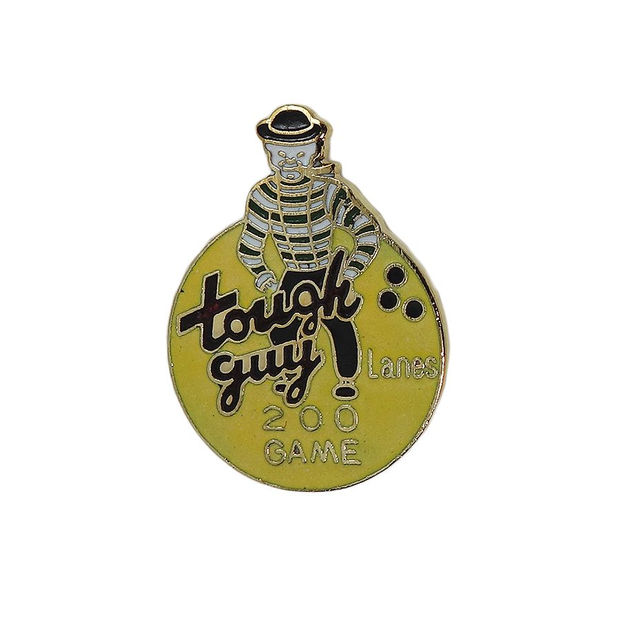 アメリカから入荷しました、レトロで可愛いピンバッチブローチ。 tough guy ボウリング。 縦　約2.5cm 横　約1.8cm ＞＞　ピンズを探す。 ＞＞　ブローチを探す。 ＞＞　キーホルダーを探す。