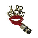 【中古】I DO FACES ピンズ 口紅 リップ ピンバッジ ユニーク ピンバッチ 留め具付き アメリカ 輸入雑貨
