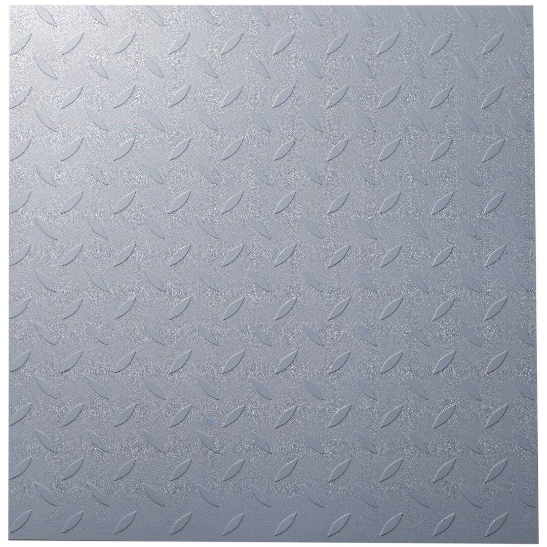 ・【仕様】サイズ：45.7cm×45.7cm　材質：PVC・【リアルな質感】見た目は金属のPVCパネル。縞鋼板のメタルでダイナミックな雰囲気をお手軽に再現できます。・【丈夫で頑丈】頑丈で安定感があるので、ガレージなど負荷がかかる場所でもご利...