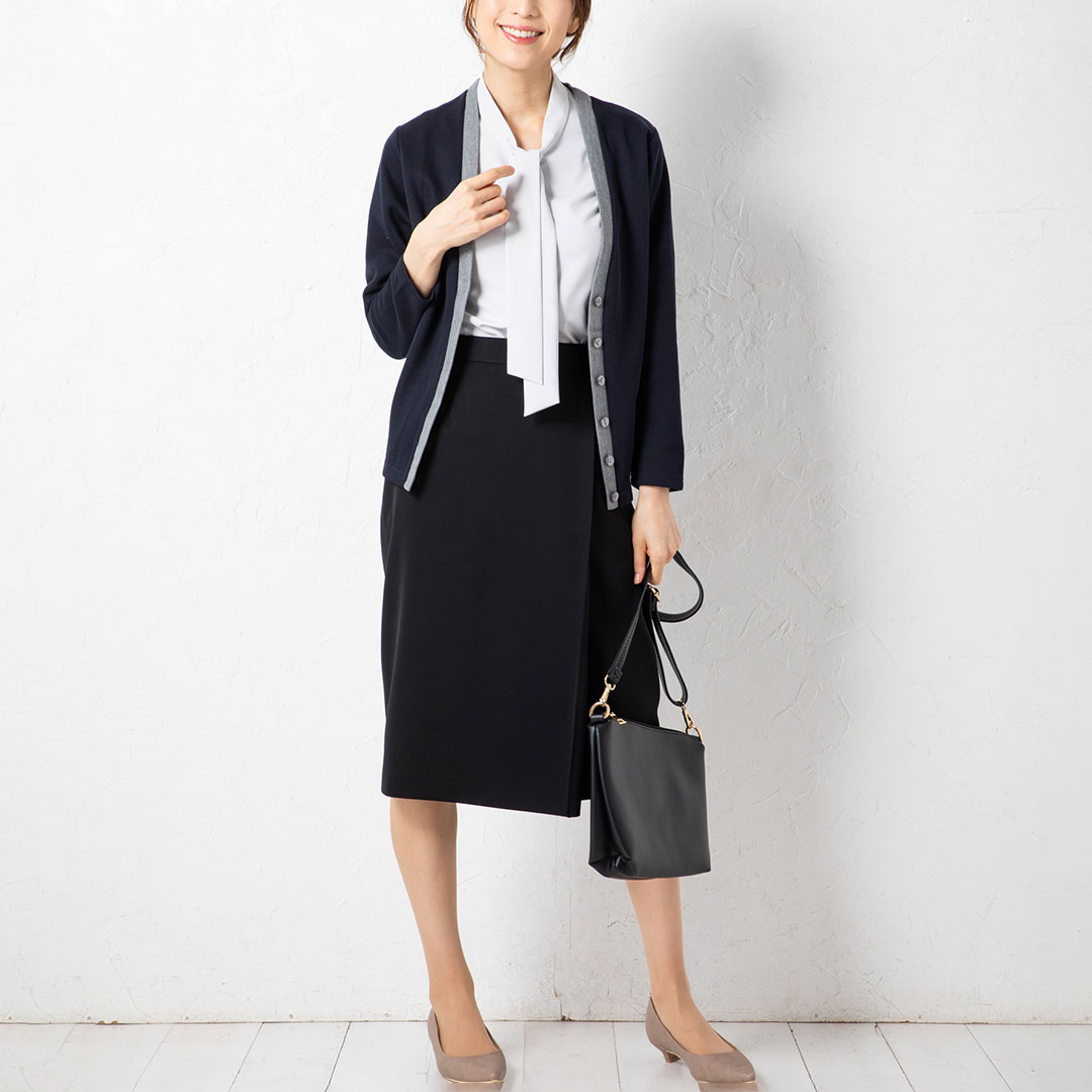衣 職 自由femme 事務服コーディネート一覧