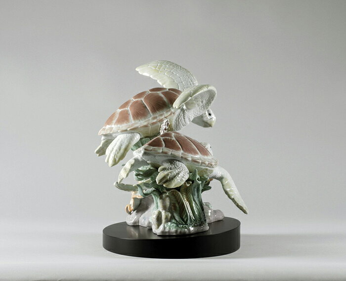 海ガメ ウミガメ LLADRO リヤドロ 海亀 置物 オブジェ インテリア 人形 磁器 かわいい おしゃれ スペイン プレゼント 玄関 お祝い 新築 開業 癒し リビング 寝室 事務所 オフィス 【正規品】 01006953 [3]