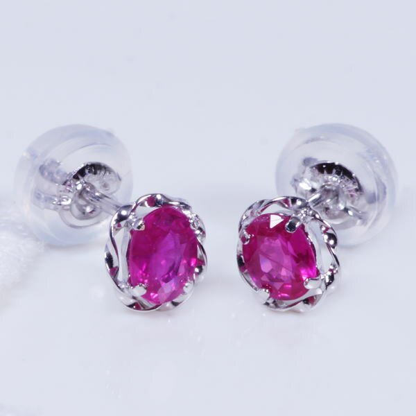 乐天商城 - K18WG 0.4ct ルビーピアス オーバル 18金 ホワイトゴールド 7月誕生石 IA-1080　ギフト　結婚式