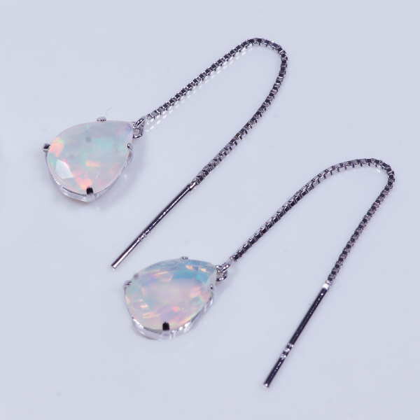 PT 1.2ct オパールピアス アメリカン ペアシェイプ プラチナ ベネチアン 10月誕生石