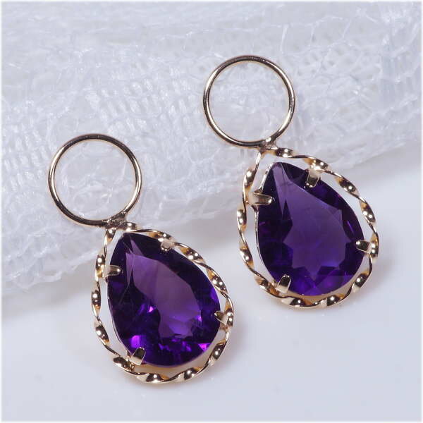 K18 1.6ct アメシストチャーム ペアシェイプカット ワンペア (ピアス・イヤリング用) 2月誕生石 ギフト 結婚式