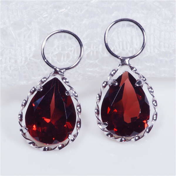 プラチナ ガーネット スイング チャーム ペアシェイプ 計2カラット ペア(ピアス・イヤリング用)ひねり ツイスト 1月誕生石 ギフト 結婚式