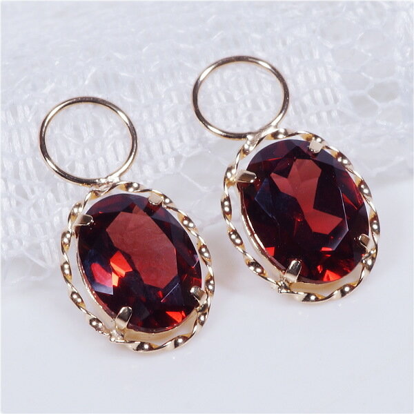 ガーネット スイング チャーム オーバルミックスカット 計2カラット ワンペア (ピアス・イヤリング用) 18金 K18 1月誕生石 特別奉仕品