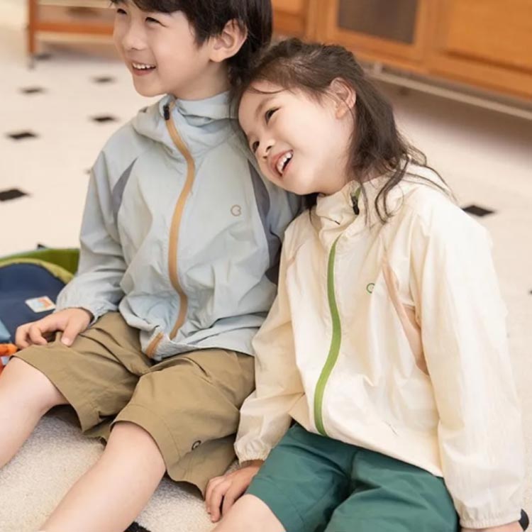 UVカット ジップパーカー 子供服 キッズ ベビー服 バイカラー 男の子 女の子 ジップパーカー 蚊よけ パーカー トップス 子供服 キッズ ベビー 夏 薄手 接触冷感 通気性 フード付き 虫除け 子供 日焼け