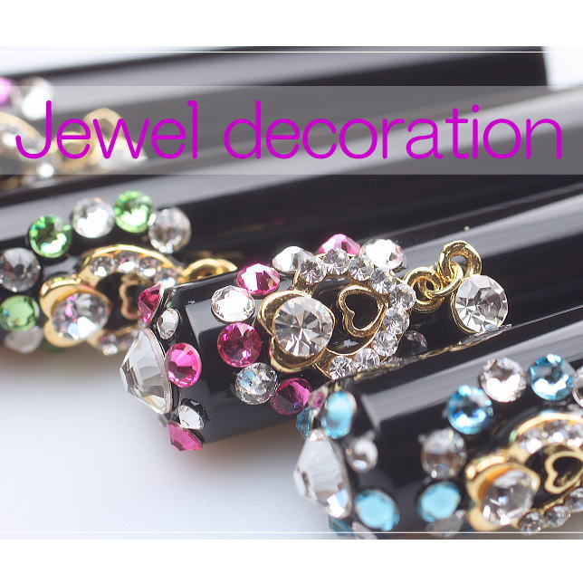 実印 女性 印鑑 かわいい 【Jewel Decoration】12mm ケース付き 銀行印 おしゃれ スワロフスキー 黒水牛 女 プレゼント 贈り物 結婚祝い 高級 女性用 プロポーズ 結婚 新生活 新成人 就職祝い お祝い