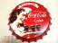 【大迫力35cmボトルキャップ】COCA COLA COKE コカ・コーラ 女 ドリンク ブリキ看板 ボトルキャップ型宣伝 広告 店舗用 アメリカン雑貨 看板