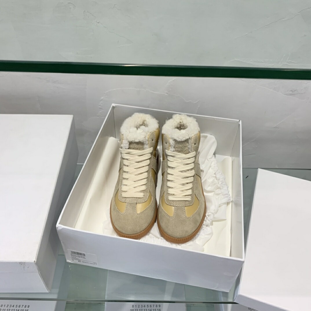 Maison Martin Margiela ムートン　レッグウォーマー Maison Martin Margiela ムートンレッグウォーマー