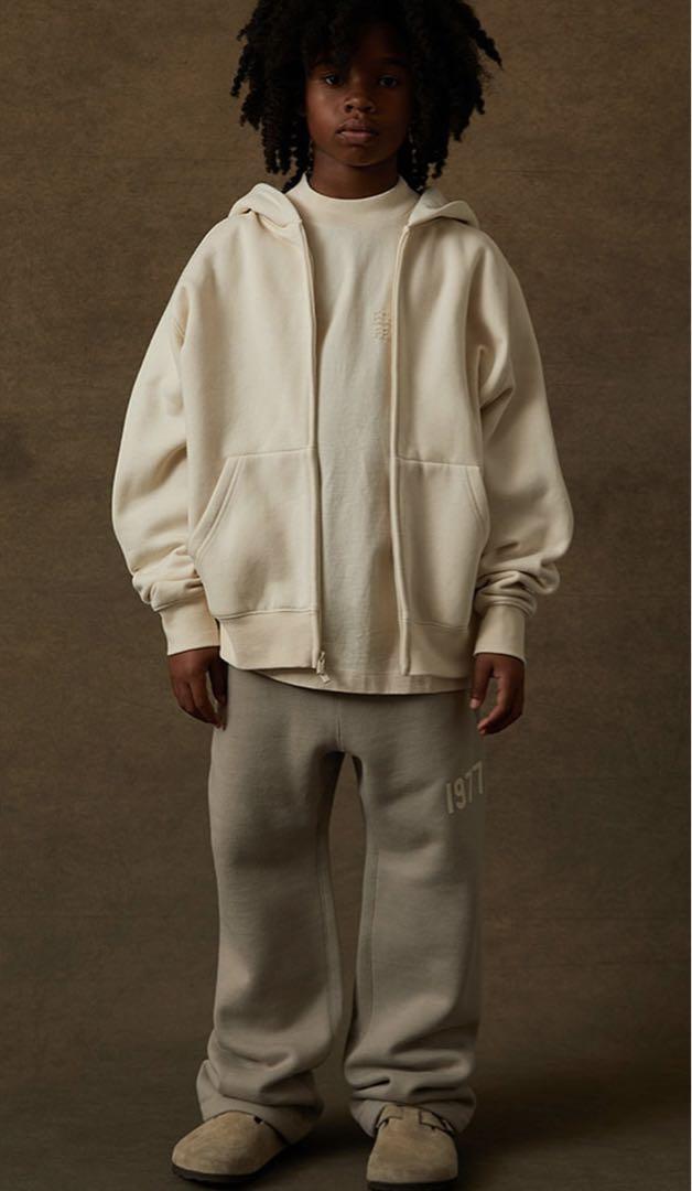 FEAR OF GOD FOG フィアオブゴッド Essentials エッセンシャルズ Full Zip Hoodie Kids