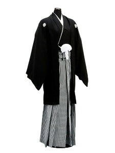 【大学生男子】学生最後の卒業式は袴でカッコよくキメたい！一式レンタルは？