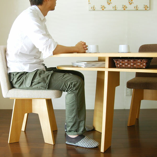 収納付き ダイニングテーブル 150 SHUNO（シュノ） タモ【北欧 変形 丸テーブル 日本製 国産】