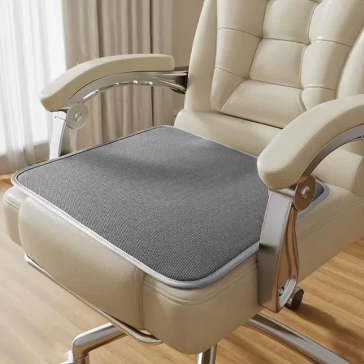 椅子用座布団 夏用 接触冷感 通気性 チェアクッション イスクッション メッシュ 車内クッション 座布団 滑り止め オフィス用 カーシート 低反発 洗える 蒸れない チェアパット 涼しい 運転クッション テレワーク シンプル ギフト プレゼント 新生活 四角 [2]