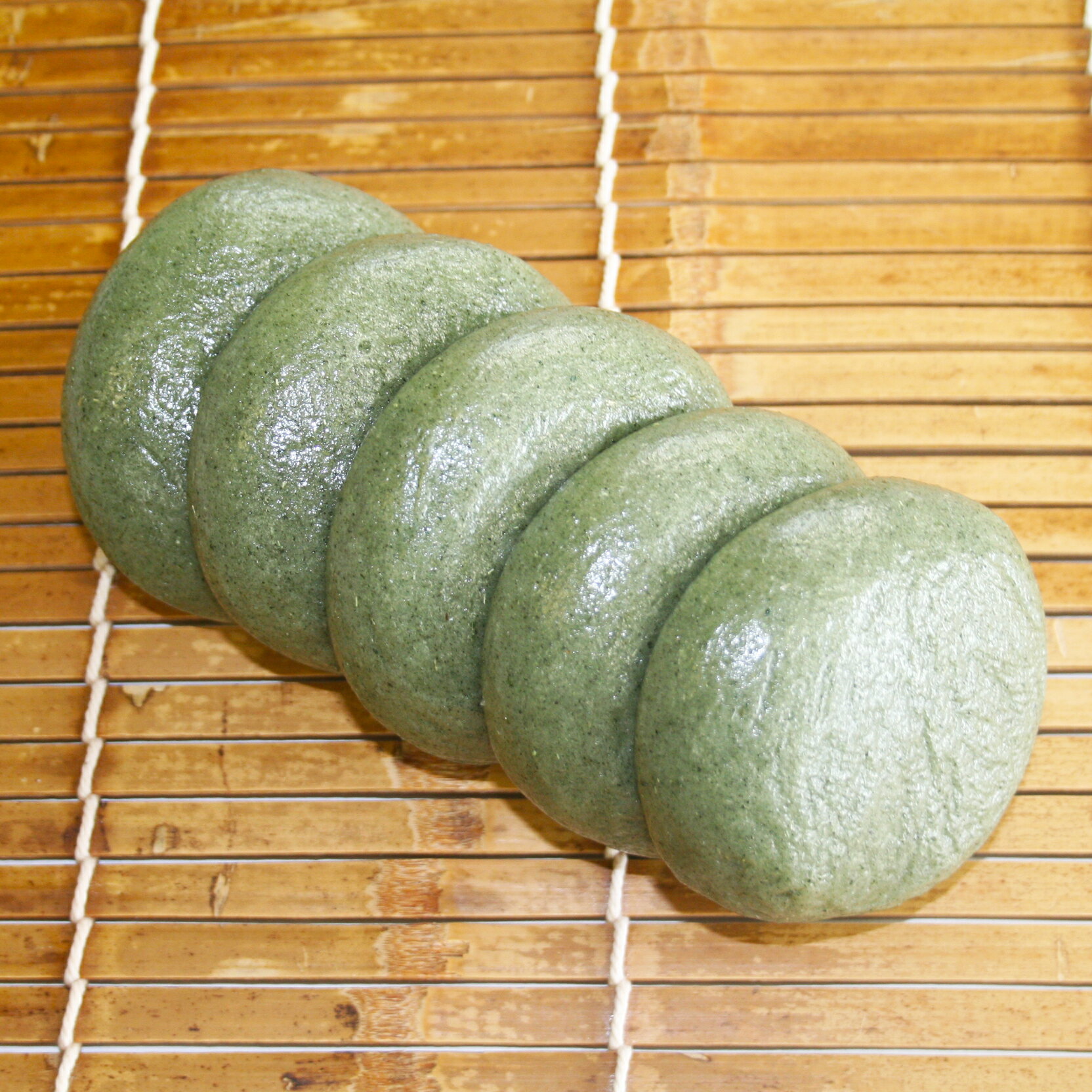 丸餅【くさ丸もち】たんちょう杵つきよもぎ餅 5ヶ入（保存料・添加物不使用/減農薬もち米使用）※メール便不可商品のサムネイル