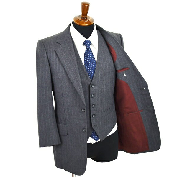 【10％OFF】5XF095】BLAU 3ピース 2つボタン シングルスーツ S Y3 ダークグレー ストライプ ノータック 合物 305244 小さめサイズ 袖丈短め 肩幅狭め 【スーパーSALE】【送料無料】【中古】【メンズビジネス】【あす楽】202506