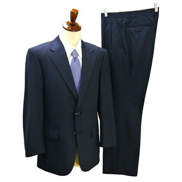 美品 GEAR 2つボタン シングルスーツ 袖口4つボタン A5 M ダークネイビー 濃紺色 ストライプ ツータック 春夏 47101 5NG115 【送料無料】【中古】【メンズビジネス】202507