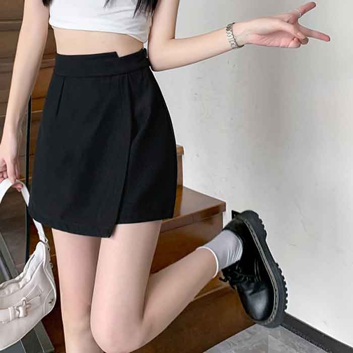 ＼全品送料無料4/15まで／ M〜5L スカート見え ショートパンツ キュロット 大きいサイズ ミニスカート 膝上 膝丈 無地 ミニ マイクロミニスカート スコート超ミニ セクシー 大人 大人可愛い 夏 秋冬 黒 グレー