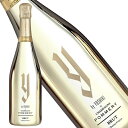 Y by YOSHIKI × CHAMPAGNE POMMERY Brut ※ラベルのデザインやヴィンテージが掲載の画像と異なる場合がございます。　ご了承ください。 ～レザムルーズのワインをご利用いただけるシーン～ 季節のご挨拶 御正月 お正月 御年賀 お年賀 御年始 母の日 父の日 初盆 お盆 御中元 お中元 お彼岸 残暑御見舞 残暑見舞い 敬老の日 寒中お見舞 クリスマス クリスマスプレゼント お歳暮 御歳暮 春夏秋冬 日常の贈り物 御見舞 退院祝い 全快祝い 快気祝い 快気内祝い 御挨拶 ごあいさつ 引越しご挨拶 引っ越し お宮参り御祝 志 進物 長寿のお祝い 61歳 還暦（かんれき） 還暦御祝い 還暦祝 祝還暦 華甲（かこう） 祝事 合格祝い 進学内祝い 成人式 御成人御祝 卒業記念品 卒業祝い 御卒業御祝 入学祝い 入学内祝い 小学校 中学校 高校 大学 就職祝い 社会人 幼稚園 入園内祝い 御入園御祝 お祝い 御祝い 内祝い 金婚式御祝 銀婚式御祝 御結婚お祝い ご結婚御祝い 御結婚御祝 結婚祝い 結婚内祝い 結婚式 引き出物 引出物 引き菓子 御出産御祝 ご出産御祝い 出産御祝 出産祝い 出産内祝い 御新築祝 新築御祝 新築内祝い 祝御新築 祝御誕生日 バースデー バースディ バースディー 七五三御祝 753 初節句御祝 節句 昇進祝い 昇格祝い 就任 弔事 御供 お供え物 粗供養 御仏前 御佛前 御霊前 香典返し 法要 仏事 新盆 新盆見舞い 法事 法事引き出物 法事引出物 年回忌法要 一周忌 三回忌、 七回忌、 十三回忌、 十七回忌、 二十三回忌、 二十七回忌 御膳料 御布施 法人向け 御開店祝 開店御祝い 開店お祝い 開店祝い 御開業祝 周年記念 来客 お茶請け 御茶請け 異動 転勤 定年退職 退職 挨拶回り 転職 お餞別 贈答品 粗品 粗菓 おもたせ 菓子折り 手土産 心ばかり 寸志 新歓 歓迎 送迎 新年会 忘年会 二次会 記念品 景品 開院祝い プチギフト お土産 ゴールデンウィーク GW 帰省土産 バレンタインデー バレンタインデイ ホワイトデー ホワイトデイ お花見 ひな祭り 端午の節句 こどもの日 スイーツ スィーツ スウィーツ ギフト プレゼント お返し 御礼 お礼 謝礼 御返し お返し お祝い返し 御見舞御礼 ここが喜ばれます 個包装 上品 上質 高級 お取り寄せスイーツ おしゃれ 可愛い かわいい 食べ物 銘菓 お取り寄せ 人気 食品 老舗 おすすめ インスタ インスタ映え こんな想いで… ありがとう ごめんね おめでとう 今までお世話になりました　いままで お世話になりました これから よろしくお願いします 遅れてごめんね おくれてごめんね こんな方に お父さん お母さん 兄弟 姉妹 子供 おばあちゃん おじいちゃん 奥さん 彼女 旦那さん 彼氏 先生 職場 先輩 後輩 同僚2019年からYOSHIKIとPOMMERYはこの新しいシャンパーニュのDNAについて何度も検討を重ね、YOSHIKIは幾度も試飲を繰り返し、あくなき探求と醸造責任者のクラフツマンシップにより、ようやく両者が追求するスタイルやクオリティ、精神、味わいを完璧に表現するシャンパーニュが生み出されました。 ブドウはシャルドネ、ピノ・ノワール、ムニエからなる伝統的なシャンパーニュのブレンドであり、主にコート・デ・ブランとモンターニュ・ド・ランスの40の厳選された村のブドウを使用しています。 フレッシュさとエレガントさと併せ持ち、繊細で豊潤な味わい。そして音楽の響きを思わせるような長い余韻が魅力的です。 YOSHIKIとPOMMERYが音楽とシャンパーニュで奏でる新たなハーモニー。類まれなシャンパーニュが誕生いたしました。 　 ワイ・バイ・ヨシキ×シャンパーニュ・ポメリー 　 フランス・シャンパーニュ地方 　 泡・白 　 シャルドネ、ピノ・ノワール、ムニエ 　 750ml 　 ● ● ● 　 　 辛口 中口 甘口 　 　 ● ● ● 　 　ライト ミディアム フル 　 AOCシャンパーニュ 　ギフトラッピング・ギフトボックスはこちら▼