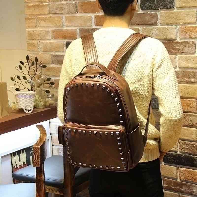 リュック メンズ アウトドア 40L ビジネス 2WAY パソコン バッグ ビジネスリュック 通勤 小さめ おしゃれ 撥水 夏 通学 カジュアル 革 ビジネスバッグ 10代 スポーツ 冬 軽量 リュックサック 大学生 PC 秋 大容量 レザー ブランド 春 40代 ランキング ブランド bag-201
