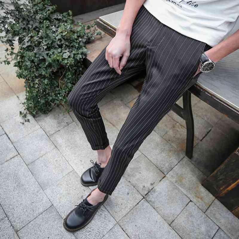 【＼クーポン利用で20%OFF!／】 ストレートパンツ メンズ あったか セール 夏 秋 コーデュロイ おすすめ ワイドパンツ きれいめ フレアパンツ ズボン ブランド 裏地 ストレッチ ルーズフィット 9分丈 黒 センタープレス 冬 ゆったり ウェーブ 春 チノパン