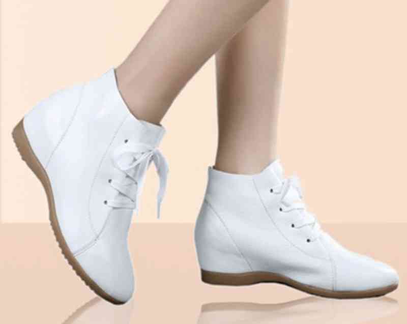 【＼クーポン利用で20%OFF!／】 スニーカー レディース キルティング あったか 軽量 ピンク 3E ボア 新作 幅広 ハイカット 4E スリッポン 夏 軽い 24.5 革 秋 5E 靴 おしゃれ 歩きやすい キャンバス 雪道 春 シューズ 疲れない 本革 ブランド 白 冬 グレー 黒 厚底