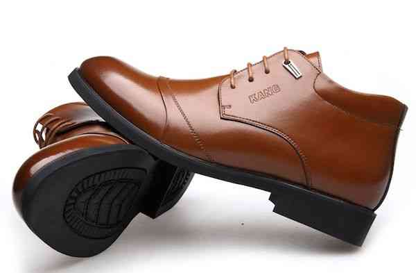 【＼クーポン利用で20%OFF!／】 ビジネスシューズ メンズ 走れる カジュアル 厚底 滑らない ウォーキング ブランド 革靴 冬 軽量 人気 レザー 歩きやすい 靴 おしゃれ 革 夏 紳士靴 OFF 防水 秋 ショートブーツ ストレートチップ ブーツ 春 おすすめ