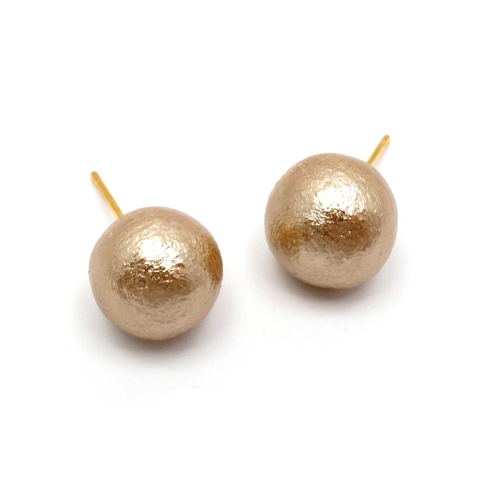 cotton pearl φ10　 ピアス：zoule（ゾーラ）