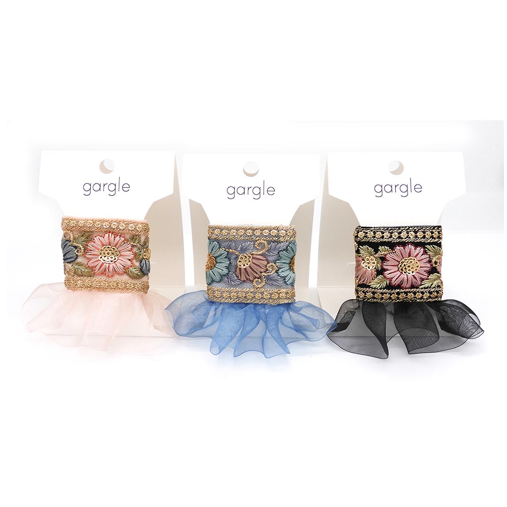 新品ガーグル　gargle　メタリックフラワー　ヘアーカフス　ヘアカフ　ホワイト ヘアアクセサリー - gargle online | ガーグル・ゾーラ公式通販