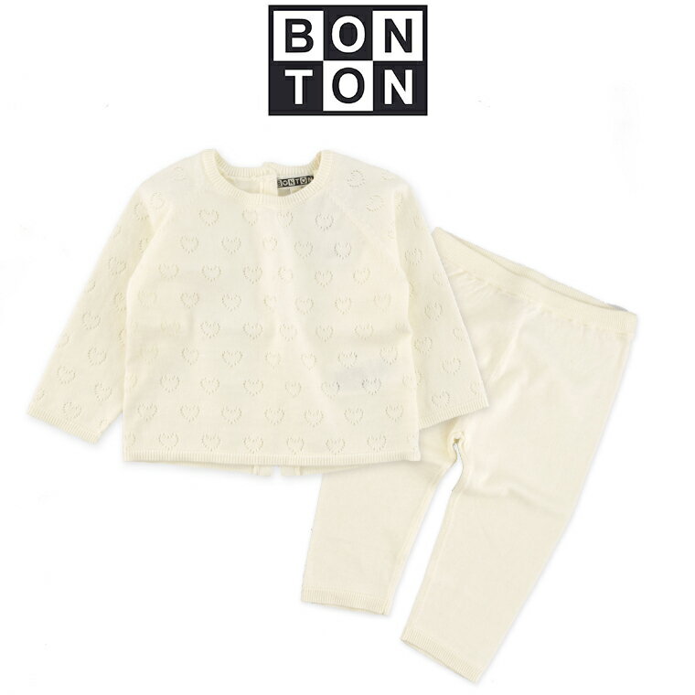 BONTON【ボントン】 ベビー　セットアップ 毎シーズン人気のBONTON【ボントン】からハートの針抜セットアップのご紹介となります。 セットアップは何かと使い回しが効いて重宝するアイテムです！ 肌触りが良く着心地も◎なコットンにカシミヤがミックスされた生地はオールシーズン使っていただけます。 ギフトとしても喜んで頂けそうですね！ Brand BONTON / ボントン ITEM セットアップ COLOR U034 BLANC PALOMA MATERIAL コットン 95% カシミヤ 5% Place of origin 中国製 表記サイズ 身幅 着丈 裄丈 　 12M【12ヶ月】 26cm 26cm 32cm 　 　 表記サイズ ウエスト 総丈 股下 12M【12ヶ月】 22.5cm 40cm 23cm BONTON（ボントン） カジュアルなデイリー着として大活躍のボントン。”こなれた”　フレンチテイストがパリの今を感じさせてくれるブランドです。