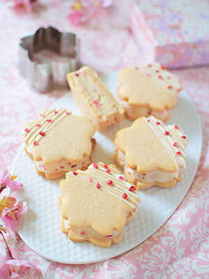 【まじまやレシピ】桜ベリーバターサンドクッキー