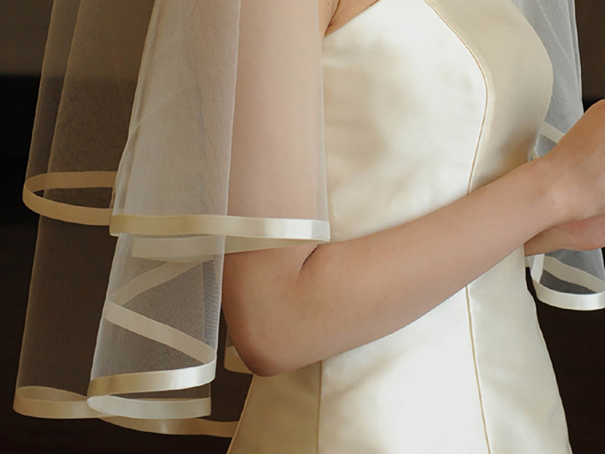 ウエディング ベール ショート オフホワイト ...の紹介画像3