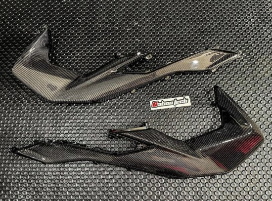 ホンダ フォルツァ MF15 カーボン サイドカバー likit3