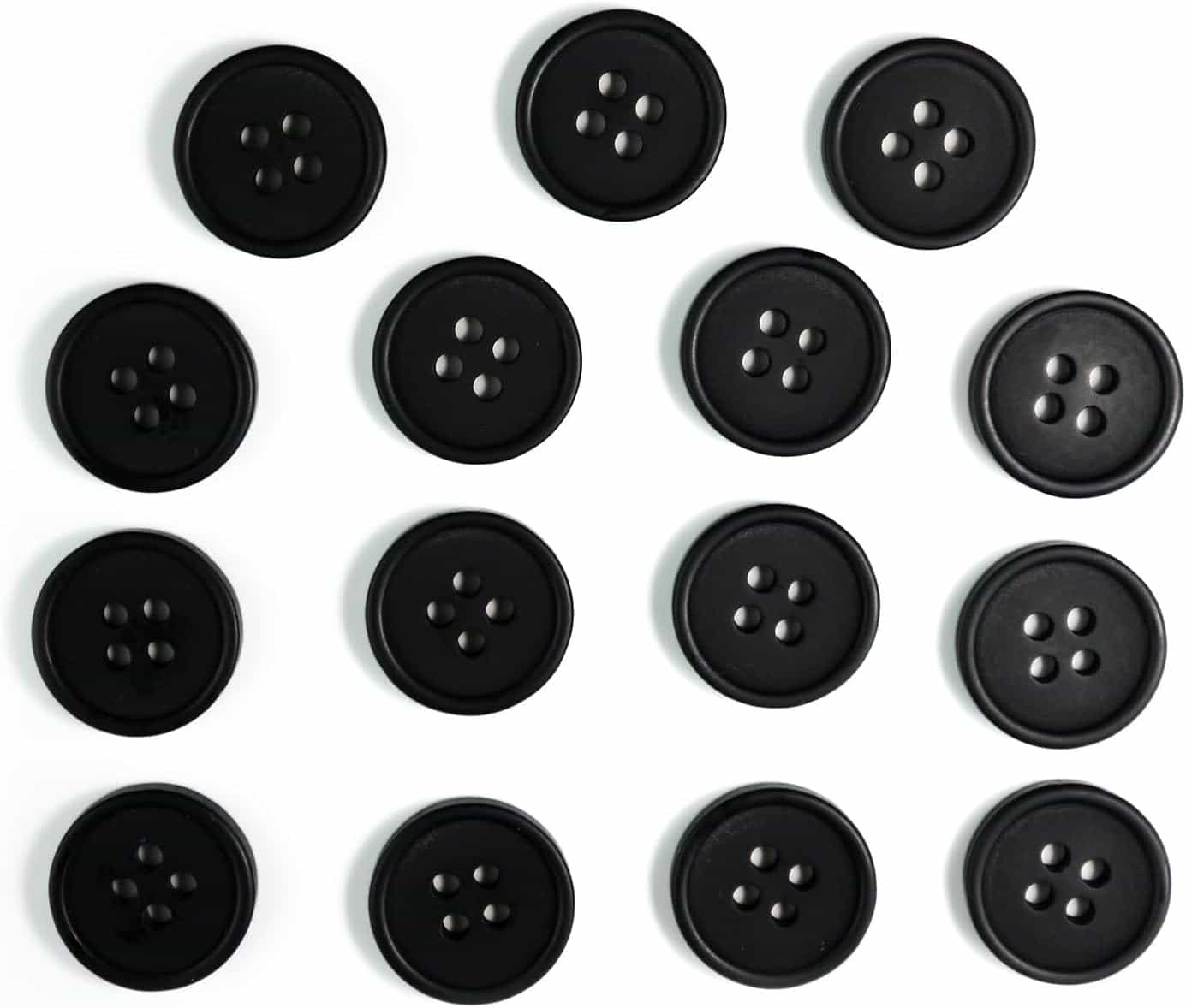 【レビューで100円クーポン】四つ穴ボタン 【ブラック ツヤなし】 黒 ベーシック シンプル 15個入り【15mm】きらきらぷんぷん丸 B-044