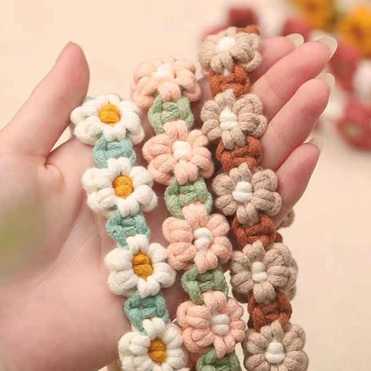 松島本舗のストラップ 着脱簡単 ストラップホルダー 手首掛け スマホストラップ 落下防止 手編み 携帯ストラップ 花柄 フラワー ハンドストラップ バッグ用 お洒落 挟むだけ ハンドメイド 紛失防止 全機種対応｜アングル3