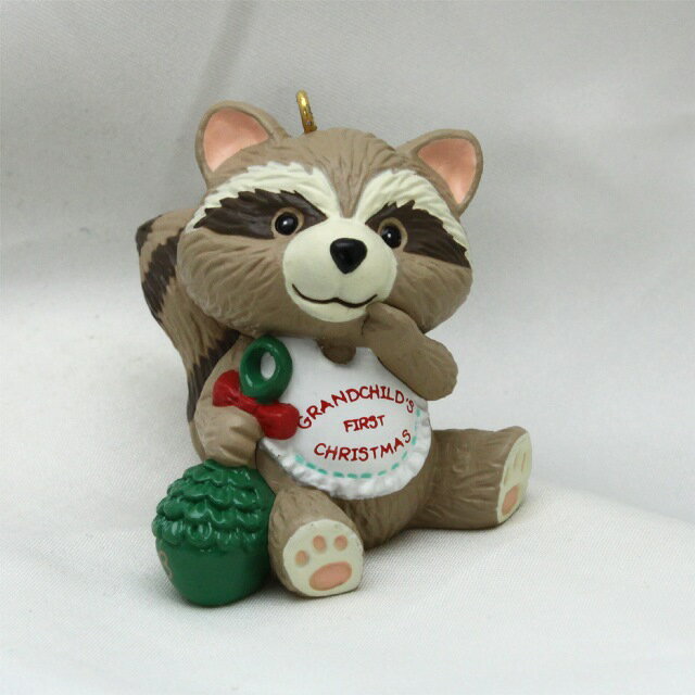 【 X'mas 】 アライグマの赤ちゃん　1993年　初めてのクリスマス キープセーク オーナメント ホールマーク Hallmark コレクション プレゼント ギフト 置物　【中古】