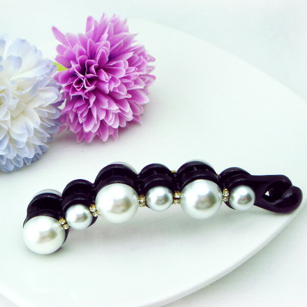 パール&ラインストーンのバナナクリップヘアアクセサリー ヘアーアクセサリー 白 ホワイト 黒 ブラック 結婚式 オフィス 会社 誕生日 プレゼント ギフト【メー...