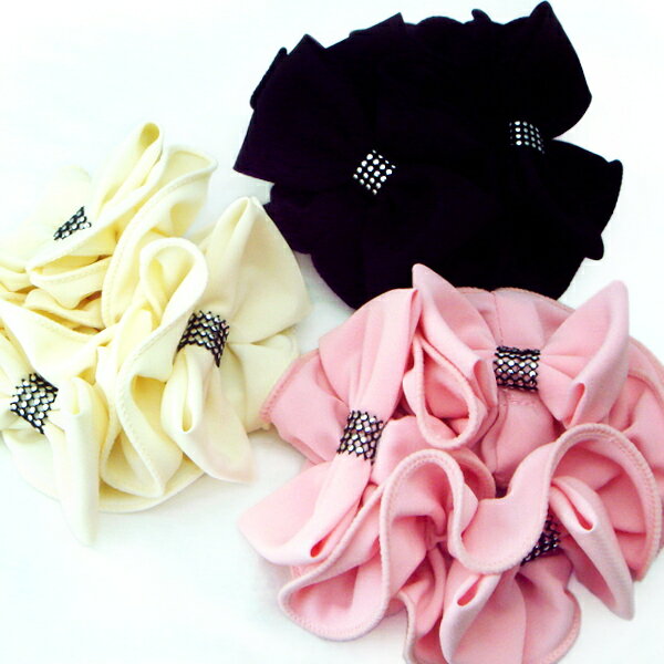 リボン付きフェミニンシュシュヘアアクセサリー ヘアーアクセサリー 結婚式 発表会 まとめ髪 髪飾り ピンク 白 ホワイト クリーム 黒 ブラック プレゼント ギ...