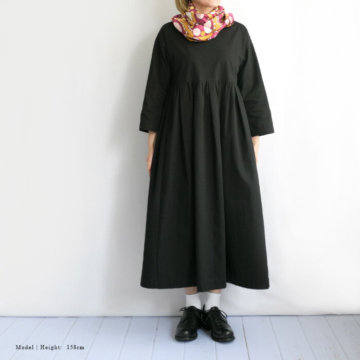 WINSOME Liberty ウィンサムリバティコットン ライト キャンバス タック ギャザー ロング ワンピース （リバティバイヤス使い)【日本製】【ハンドメイド】(41WSL-CAROLA-PLN-CLC)(202407)