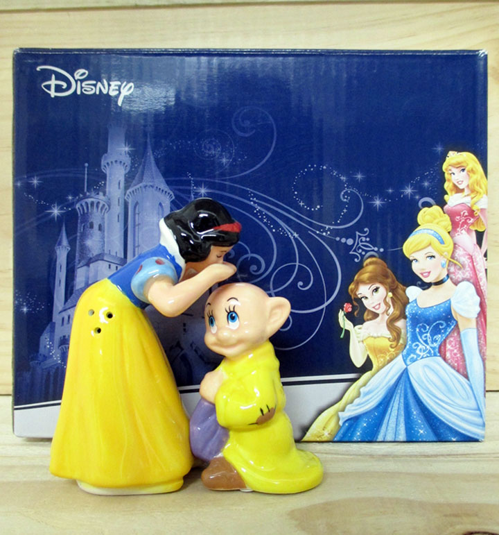 ◎【Disney/ディズニー】 ソルト＆ペッパー 陶器製 『白雪姫＆ドーピー（Kiss）』 WESTLAND ウェストランド社 塩コショウ入れ アメキャラ アメコミ アメリカン雑貨 アメリカ雑貨 アメ雑