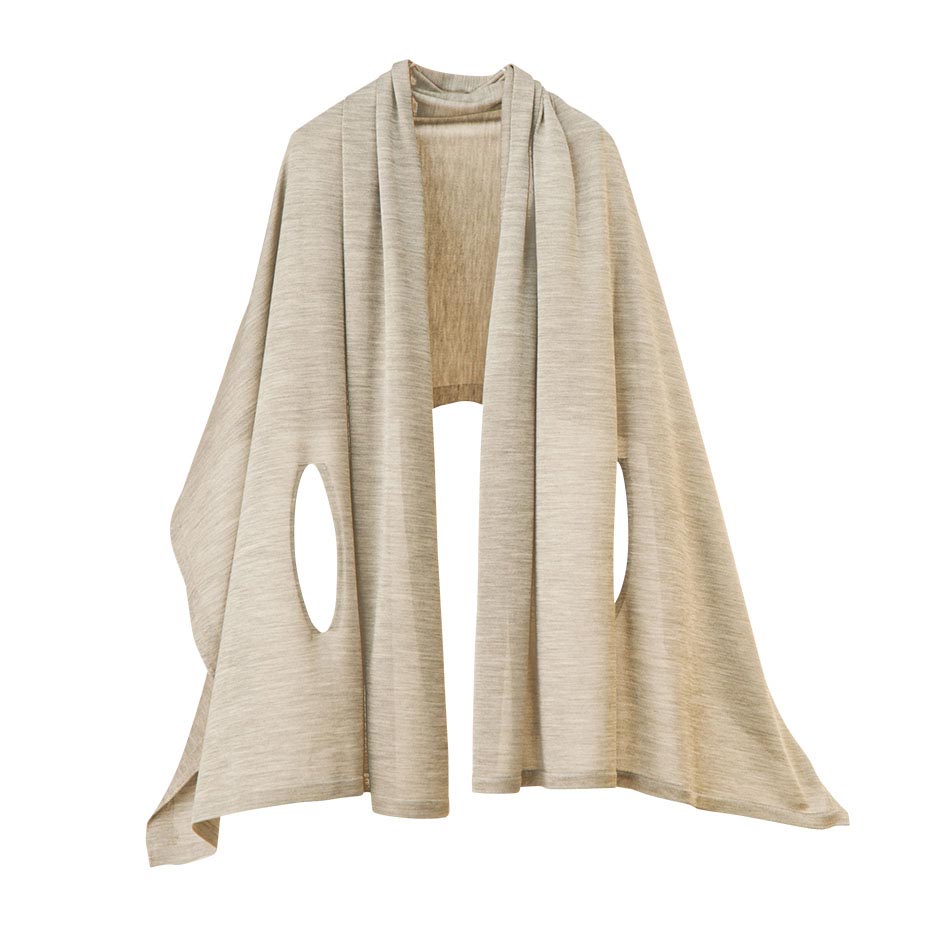 【ニットポンチョmino】silk nico 曇天 フリーサイズ シルク100% / 長方形の両端に2個スリットの入った羽織タイプのポンチョです。[送料無料]